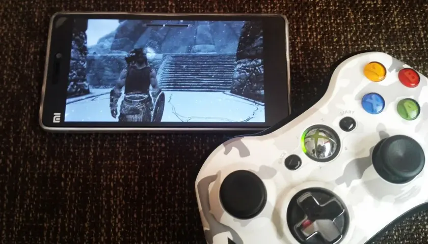 Jak grać w gry ze Steam na telefonie bez komputera i cieszyć się zabawą